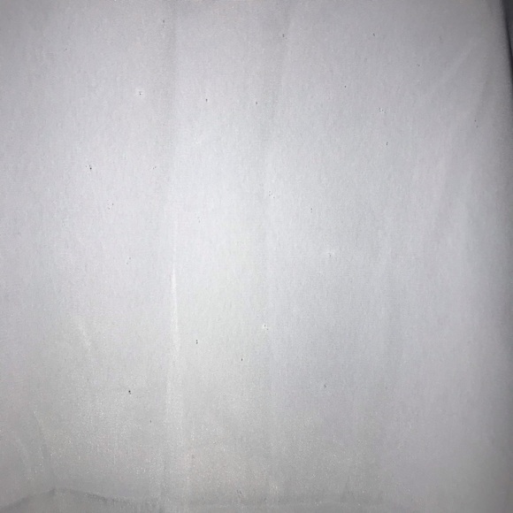 Lane Bryant white sleeveless blouse 26/28 flaw - Picture 4 of 4